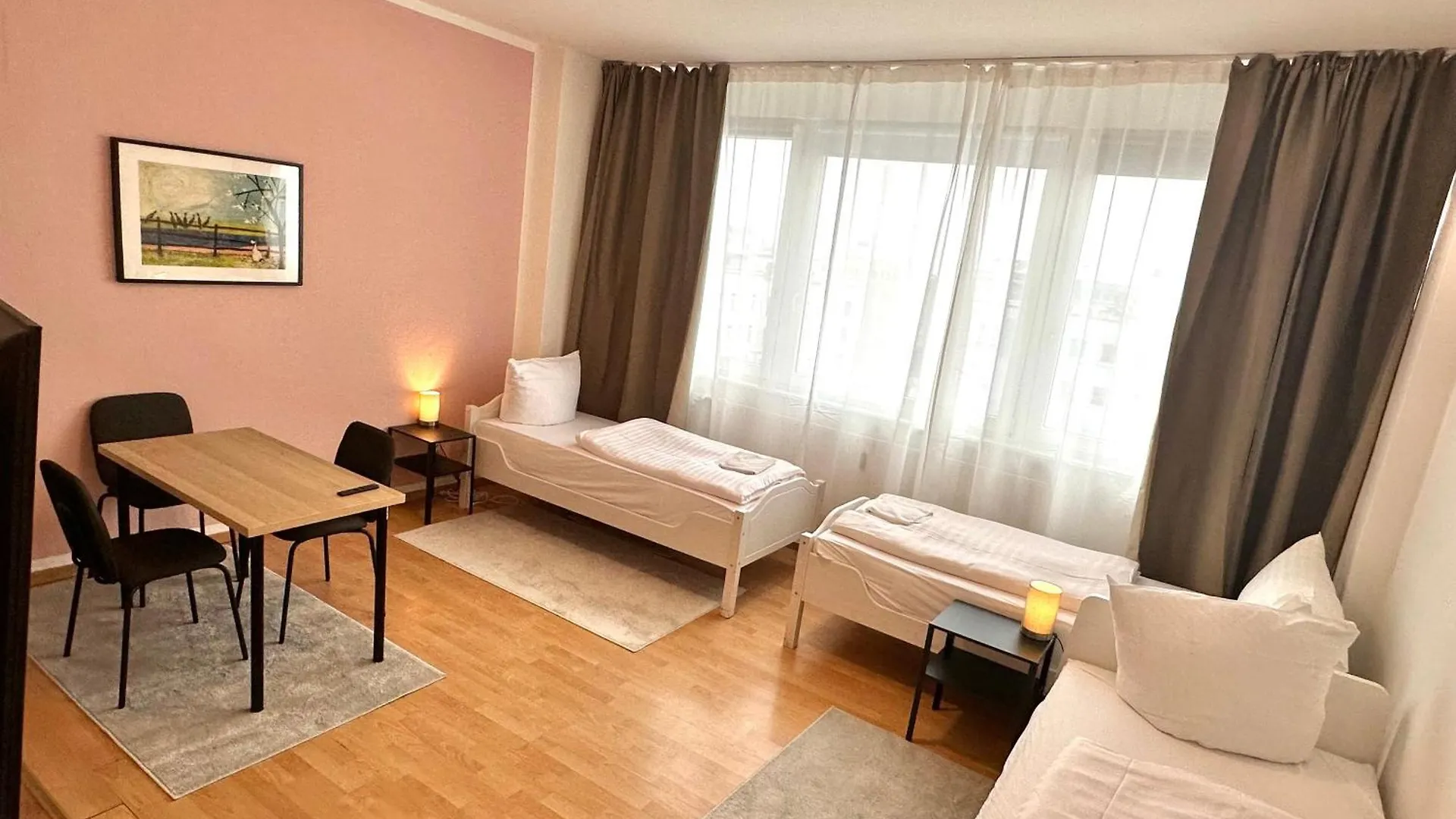 Hevals Budget & Beyond Apartments Berlin