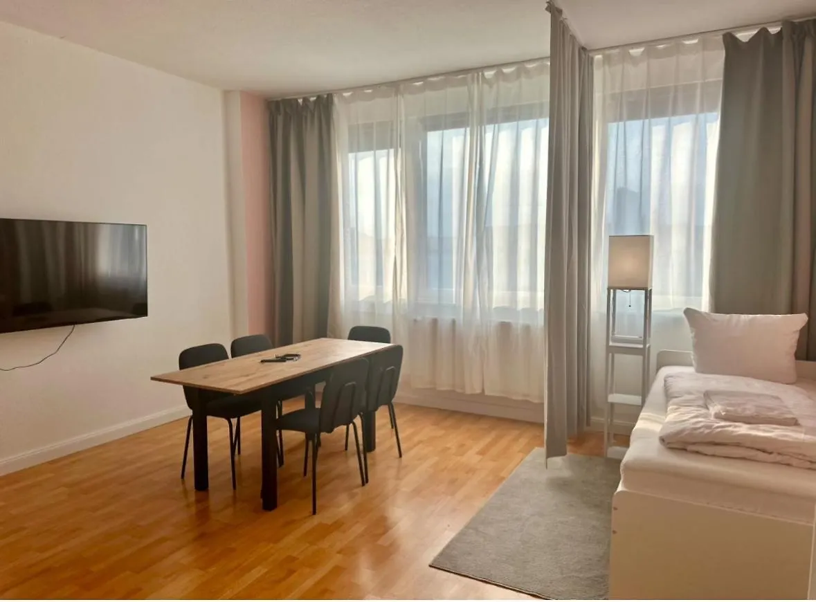 Hevals Budget & Beyond Apartments Berlin 0*,