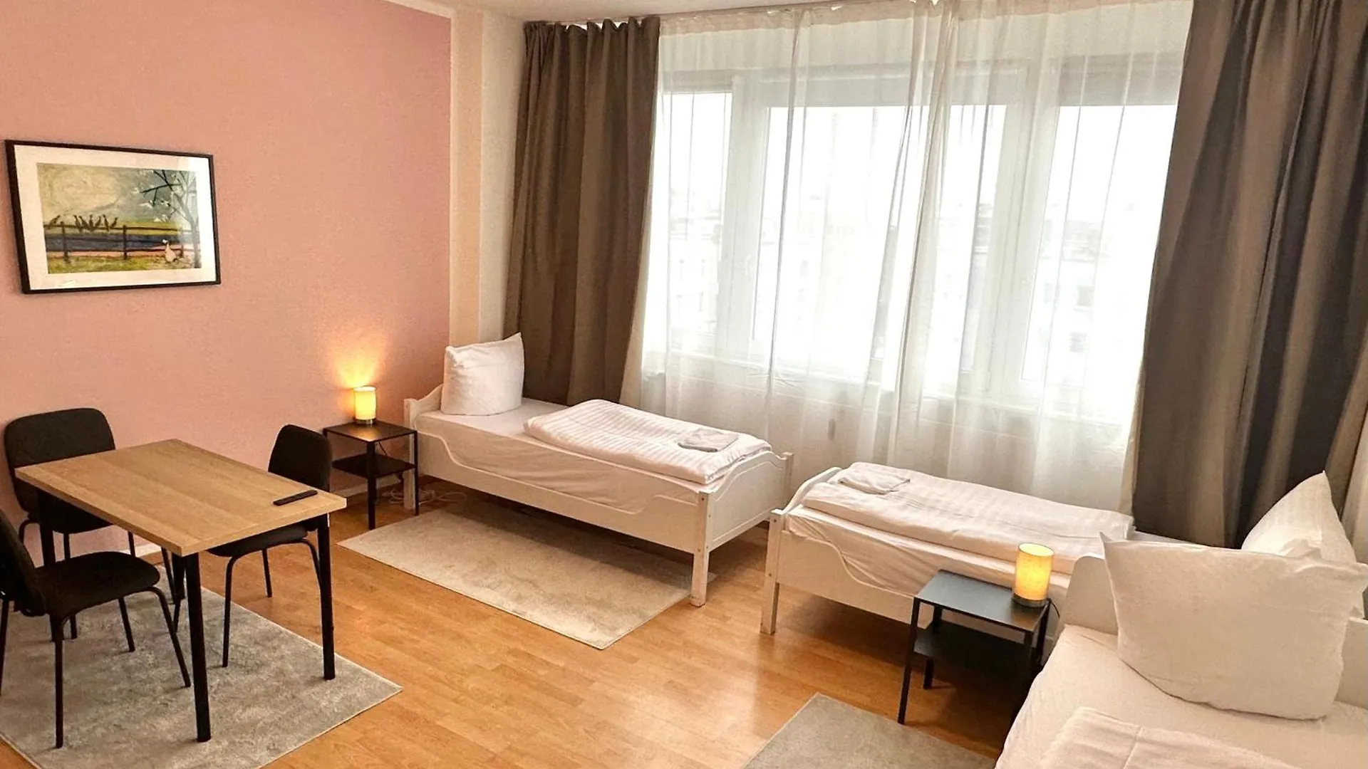 Hevals Budget & Beyond Apartments Berlin 0*,  Tyskland