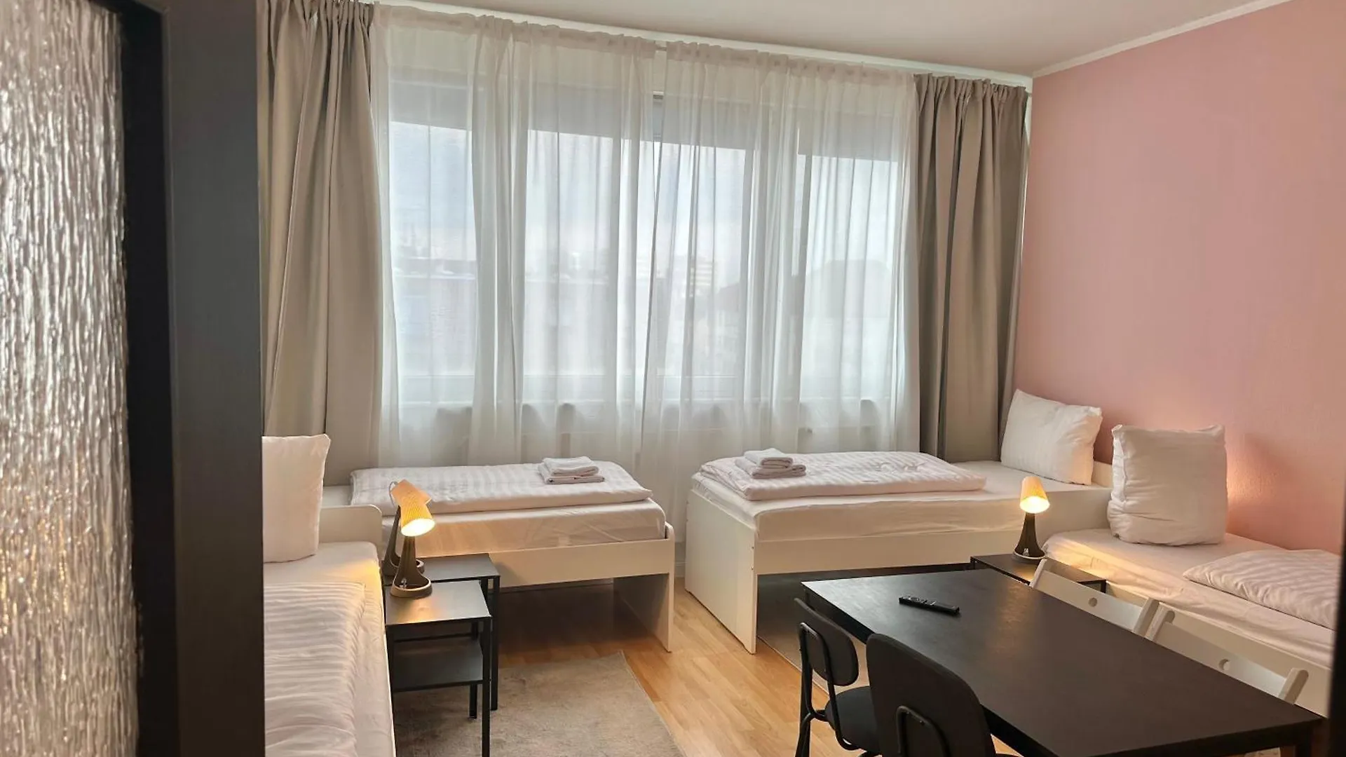 Hevals Budget & Beyond Apartments Berlin