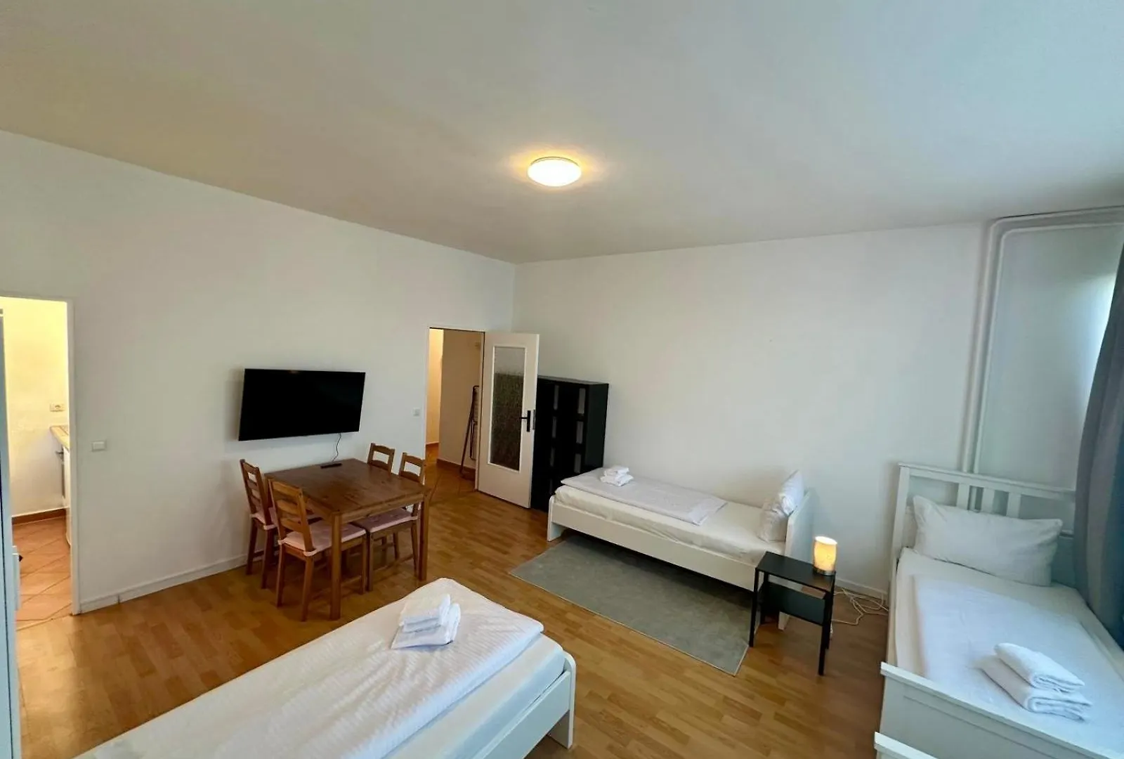 Lägenhetshotell Hevals Budget & Beyond Apartments Berlin